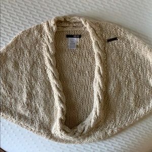 Wool shrug